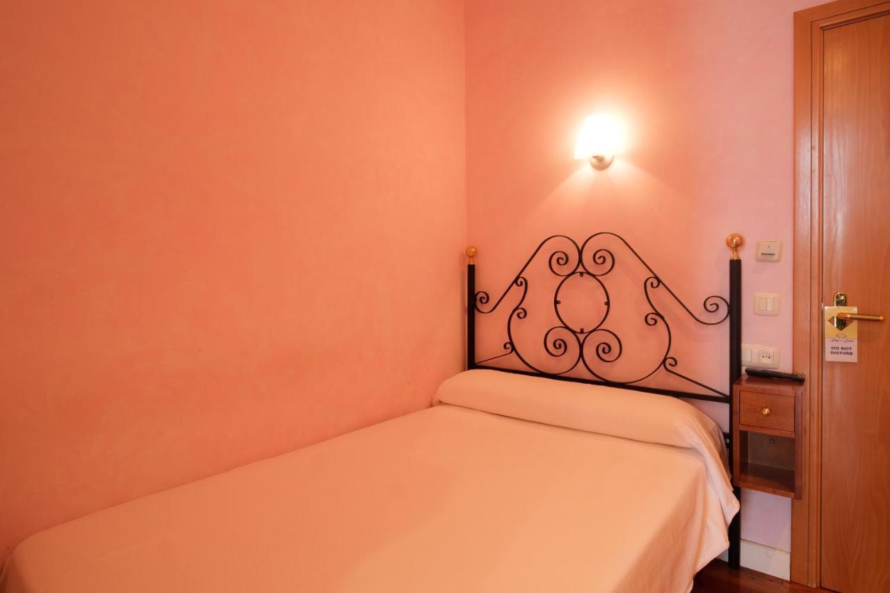 Hotel Playa De Луанко Экстерьер фото