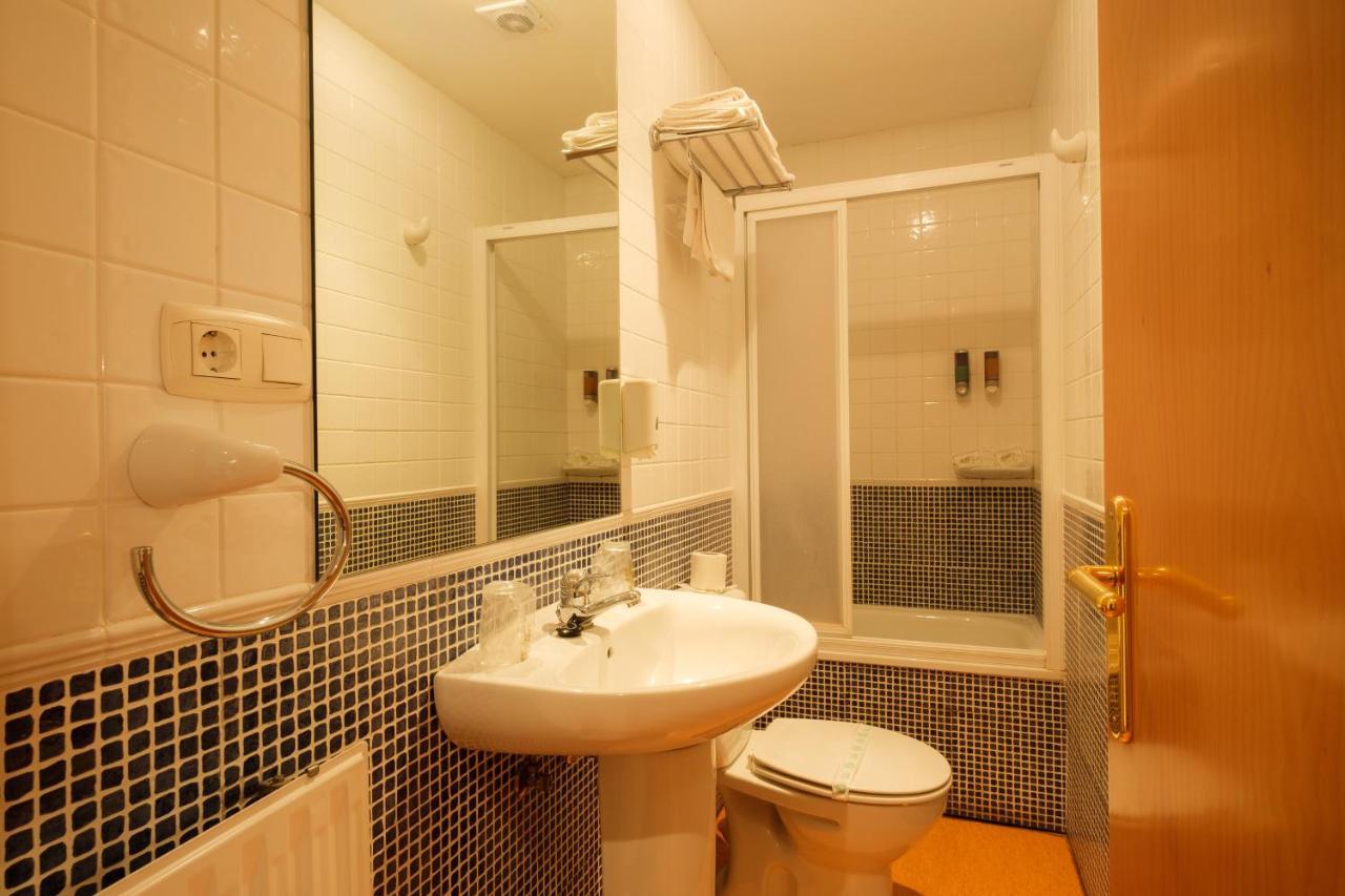 Hotel Playa De Луанко Экстерьер фото